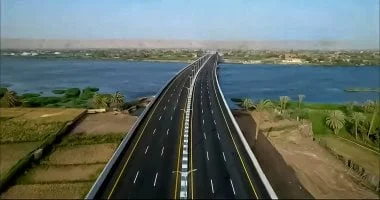 سوهاج.. شبكة طرق عملاقة تعيد رسم خريطة التنمية