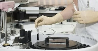 الأدلة العلمية تكشف حقائق الجرائم الجنائية