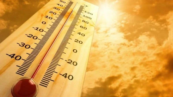 أجواء صيفية حارة وشبورة مائية الخميس المقبل