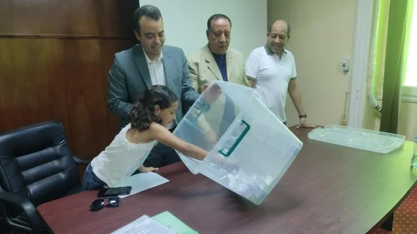 القرعة العلنية لاختيار الفائز بالعمرة المجانية للإسكندرية