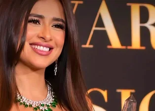ياسمين عبد العزيز تكريمها في كاليفورنيا