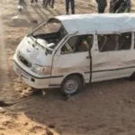 انقلاب ميكروباص في إدكو يسفر عن إصابة 8 أشخاص