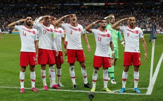 تركيا تحقق فوزاً مثيراً على الولايات المتحدة في كأس العالم 2026