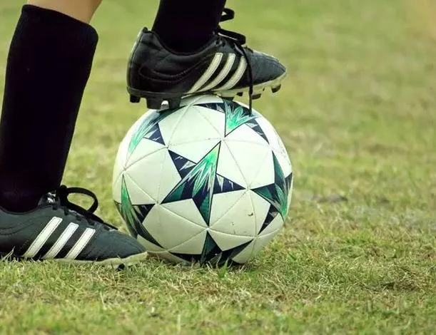 شكوى ضحية زواج عرفي ضد لاعب كرة مشهور