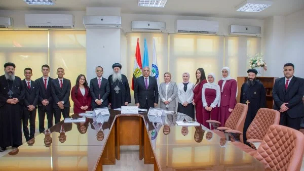 إطلاق تطبيق الفلك لدعم أبطال متلازمة داون
