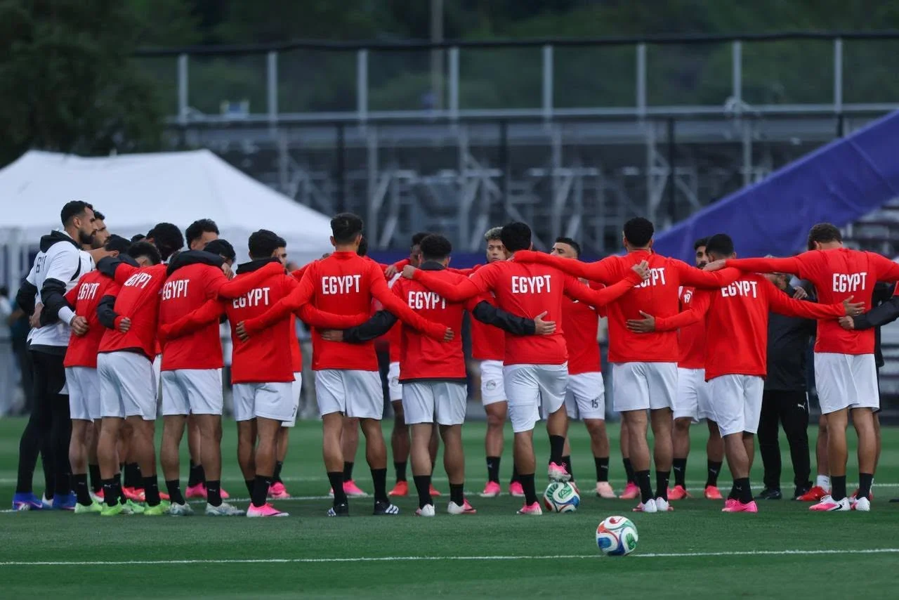 أزمة البطاقات الصفراء تهدد منتخب مصر قبل مواجهة إيران