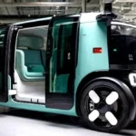 زوكس تكشف عن روبوتاكسي جديدة لعام 2026