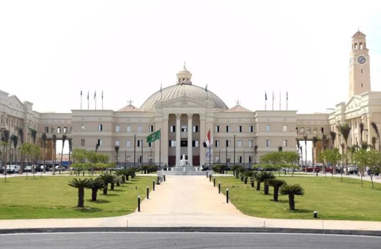 إطلاق المؤشر العالمي للبحث والتطوير بجامعة القاهرة
