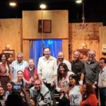 عرض “لحظة واحدة” يجذب الجمهور في مسرح البالون