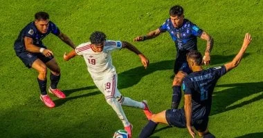 إسبانيا تتصدر مجموعتها بفوز على أوروجواي في كأس العالم 2026