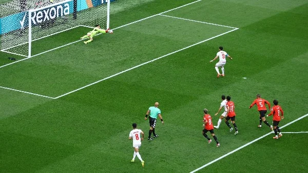 شوبير يحقق إنجاز الحضري في كأس العالم