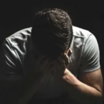 الذنب وعلاقته بالحرمان من الرحمة والنصرة