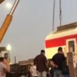 جهود مستمرة لرفع عربات قطار خرج عن القضبان بكفر الزيات