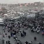 سقوط سيارة نقل بالطوب على “سوزوكي” في الوراق