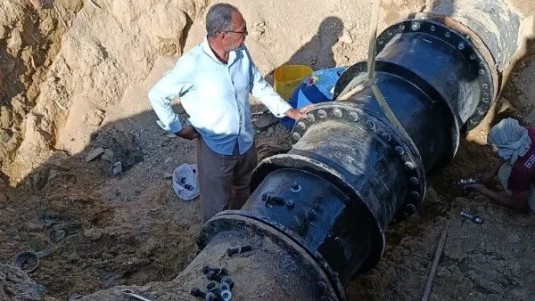 إصلاح خط الطرد الرئيسي بمحطة أبو عارف الجديدة