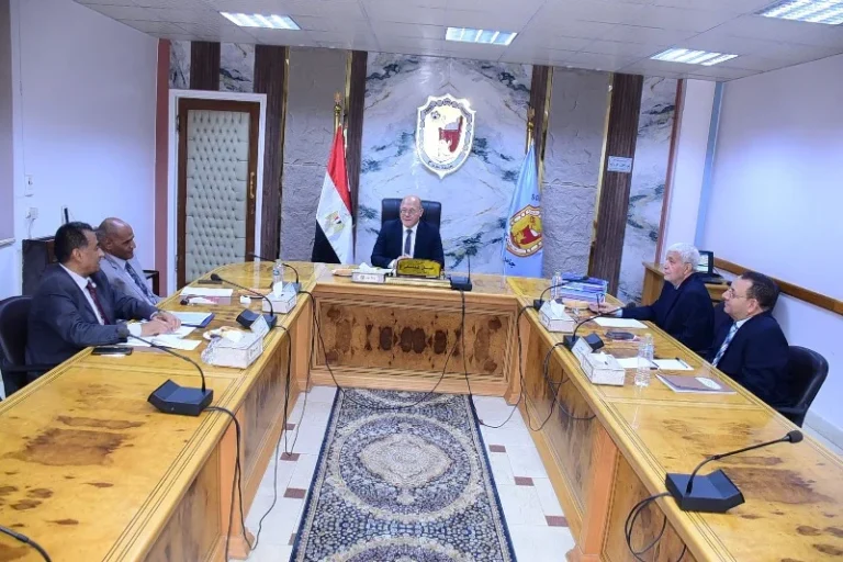 لجنة اختيار عميد كلية الزراعة في جامعة سوهاج
