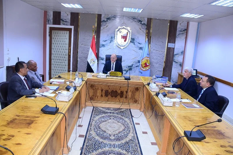 لجنة اختيار عميد كلية الزراعة في جامعة سوهاج