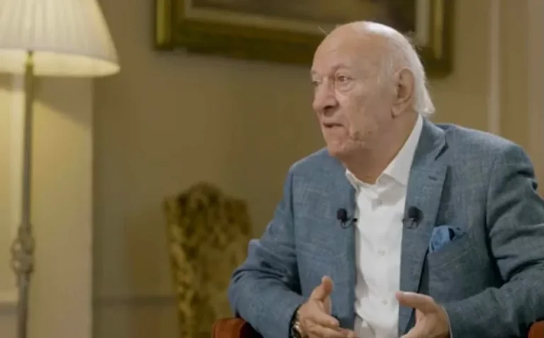عمر خيرت يكشف تفاصيل حفله في ألبرت هول بلندن