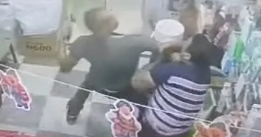 اعتداء بساطور على صاحب محل في العياط
