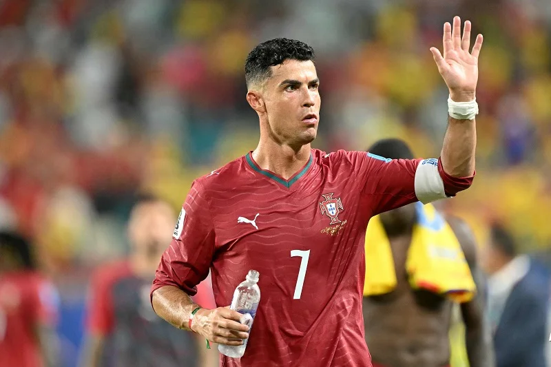 رونالدو يقترب من إنجاز ميسي التاريخي في كأس العالم