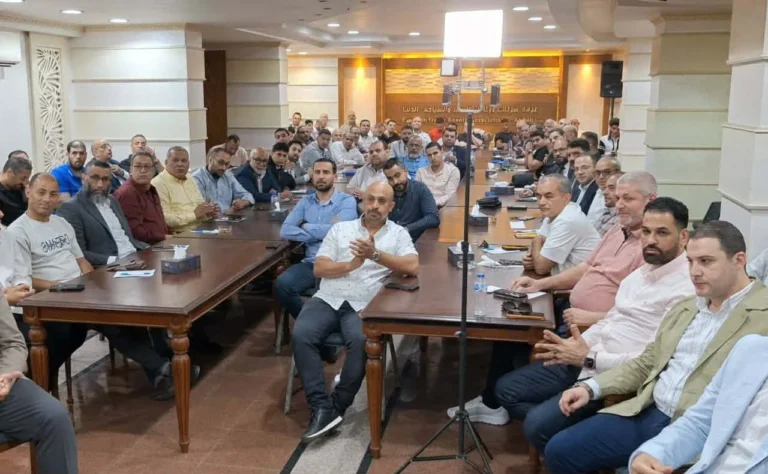 تطوير منظومة الحج والعمرة في اجتماع موسع بشركات السياحة