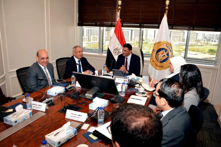 تعزيز التعاون بين الصناعة والتعليم العالي في مصر