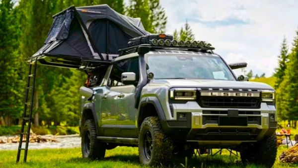 الكشف عن جيتور Zongheng F700 PHEV الجديدة