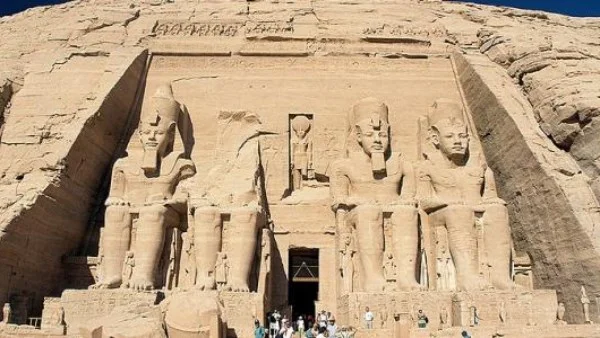 حماية الآثار القانونية: من الحفر إلى الترميم