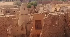 قرية القلمون: التاريخ والتراث في قلب الواحات المصرية