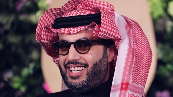 تركي آل الشيخ يشكر نشوى مصطفى ويمازح متابعاً