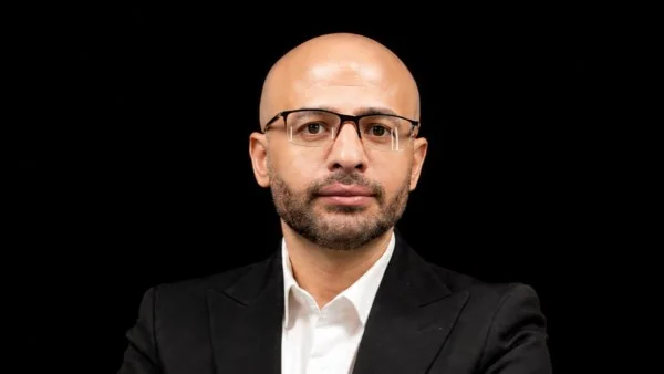 تراجع الذهب: تغير قواعد السوق في ظل الفائدة والدولار