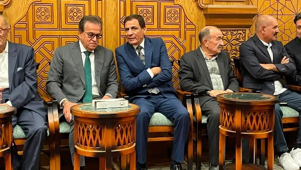 شخصيات بارزة في عزاء وزير الصحة الأسبق عمرو حلمي