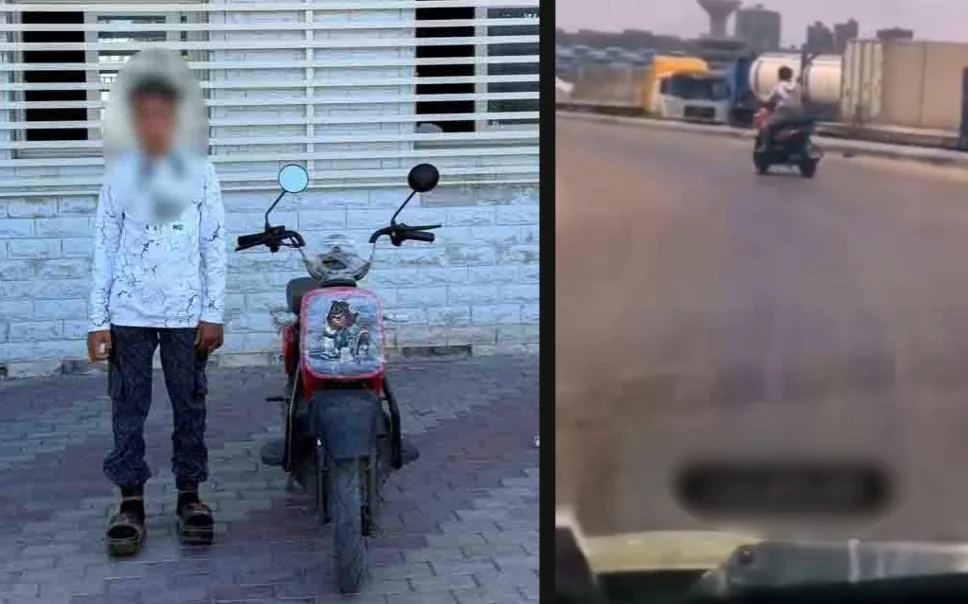 طالب يستعرض بإسكوتر كهربائي في شوارع الإسكندرية