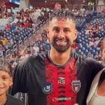 حفيظ دراجي يشيد بقيم منتخب اليابان بعد وداع المونديال