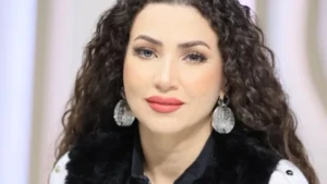 إيمان عز الدين: حضن الأم نعمة لا تُقدَّر بثمن