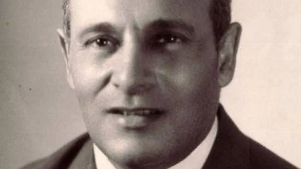 ذكرى رحيل محمد عبدالحليم عبدالله: روائي عشق الأدب