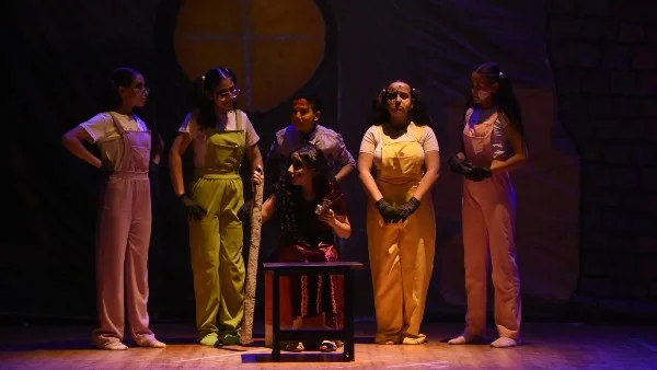"مصنع الشيكولاتة" يزين مهرجان نوادي مسرح الطفل
