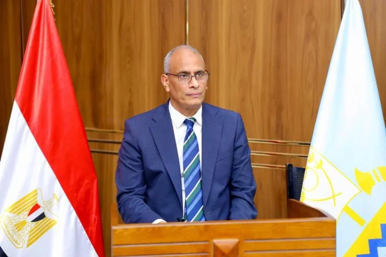 ضبط 1000 جهاز إلكتروني مجهول المصدر في كفر الشيخ