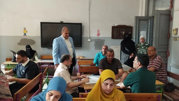 متابعة أعمال تقدير درجات الشهادة الإعدادية في المنوفية