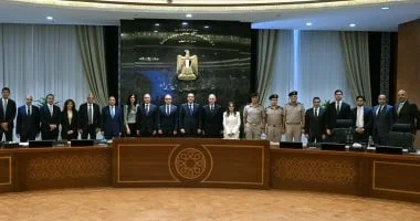 اتفاقية نقل ملكية حصة من محطات وقود وطنية