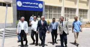 رئيس جامعة قناة السويس يتفقد عيادات العلاج الطبيعي