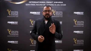 منذر رياحنه في الإيمي الدولية 2026: عودة إلى التحكيم