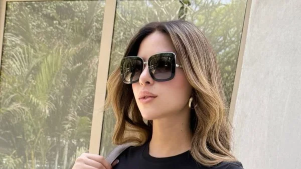 ميرنا جميل تخطف الأنظار في أحدث إطلالة لها