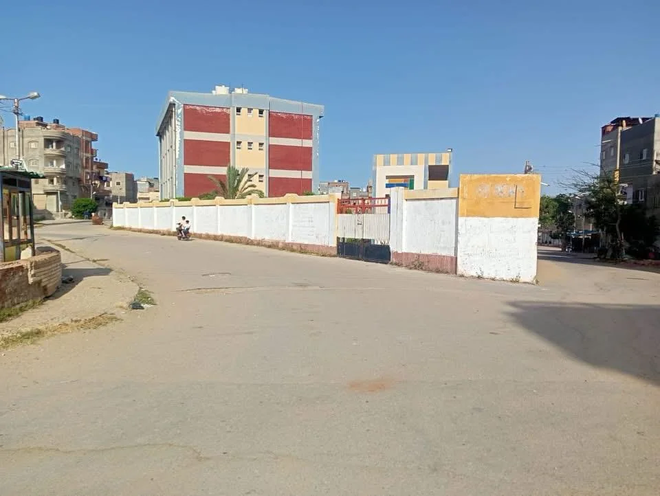 حوكمة الإعلانات المخالفة في كفر الشيخ لتعزيز الجمال العام