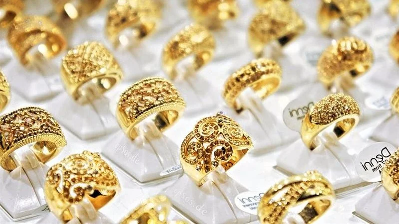 تراجع كبير في سعر الذهب عيار 21 بمصر