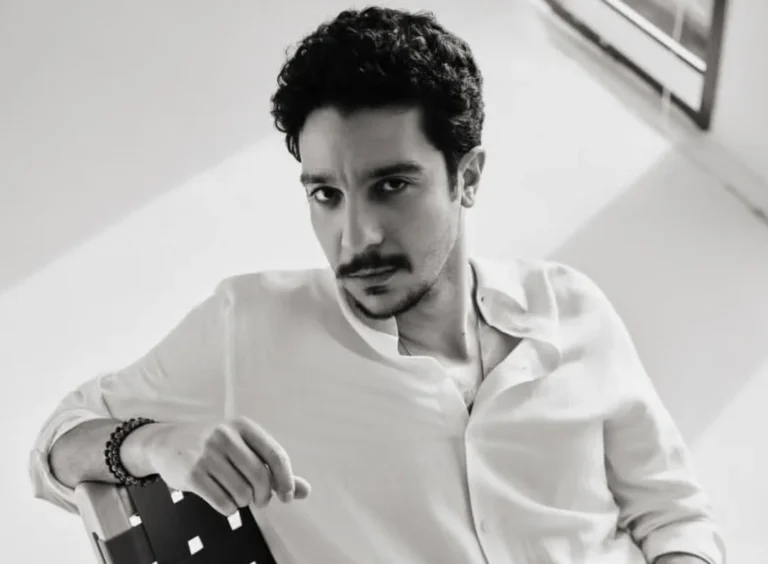 نور النبوي يتألق بإطلالة مميزة في جلسة التصوير الجديدة