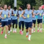 إعصار يهدد منتخب إنجلترا في كانساس سيتى