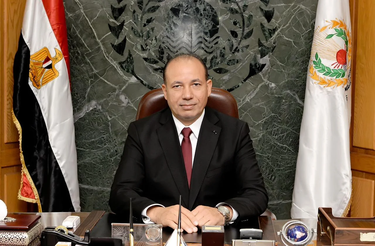 استراتيجيات التنمية البشرية في عصر الذكاء الاصطناعي