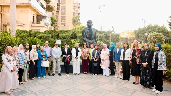 معرض "اصنع أخضر" يجمع الإبداع بالفن والحفاظ على البيئة
