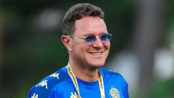 محمد أمين بن هاشم مدرباً لفريق مودرن سبورت